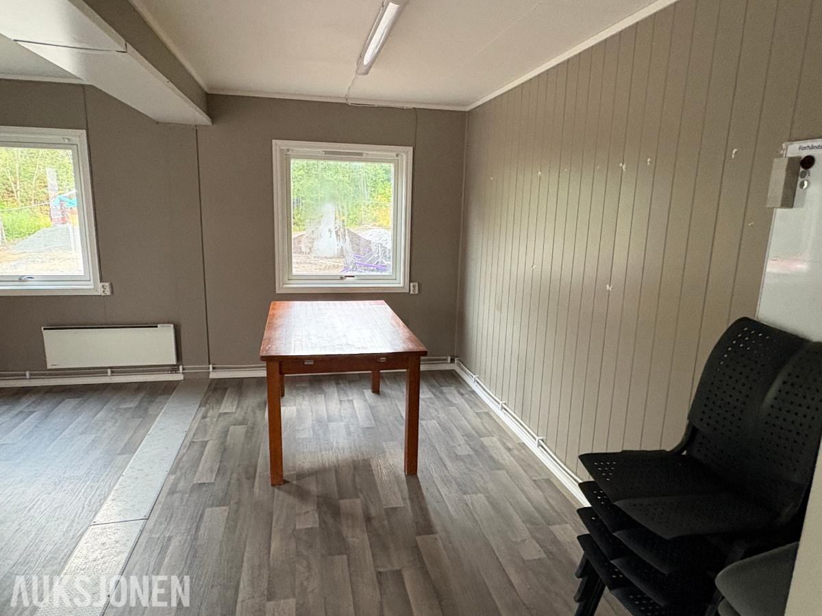Brakke / mannskapsbrakke ca. 30 M2 - kjøkken, garderobe og WC - Mo i Rana